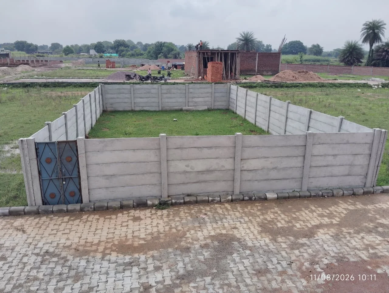 गढ़िया गाँव प्लॉट 9